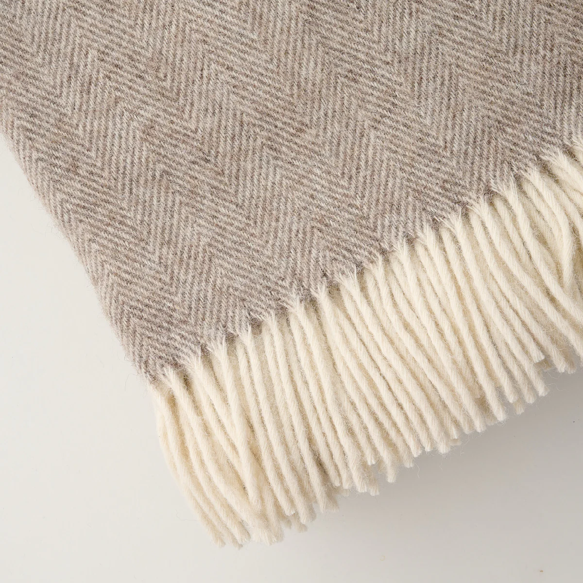 Alpaca Australian Wool Throw Herringbone Blanket Stitch - Image 10