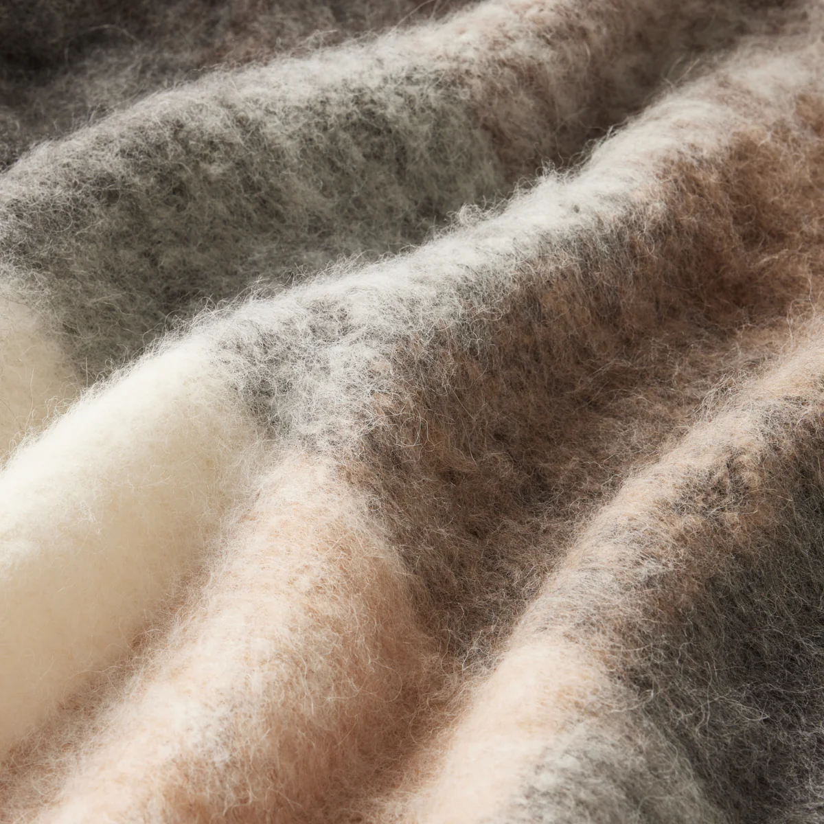 Alpaca Brushed Check Throw - Image 15