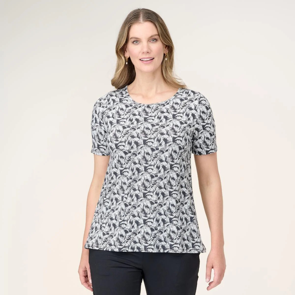 Bamboo Crew Neck Short Sleeve Tee Shirt - Image 10