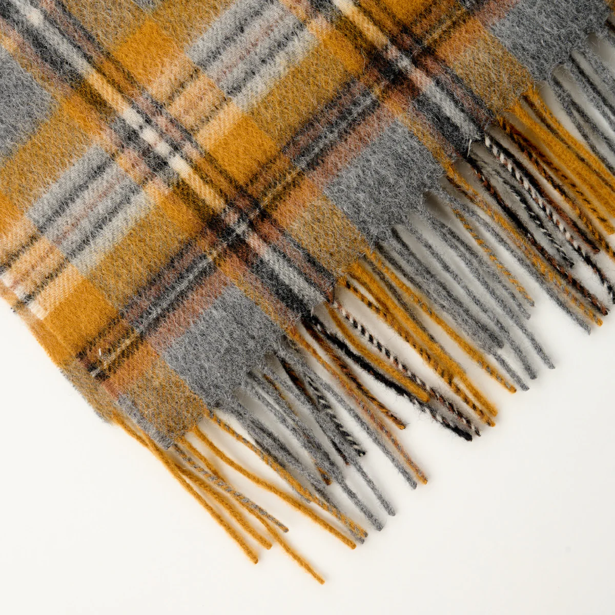 Cashmere Wool Check Scarf - Image 27