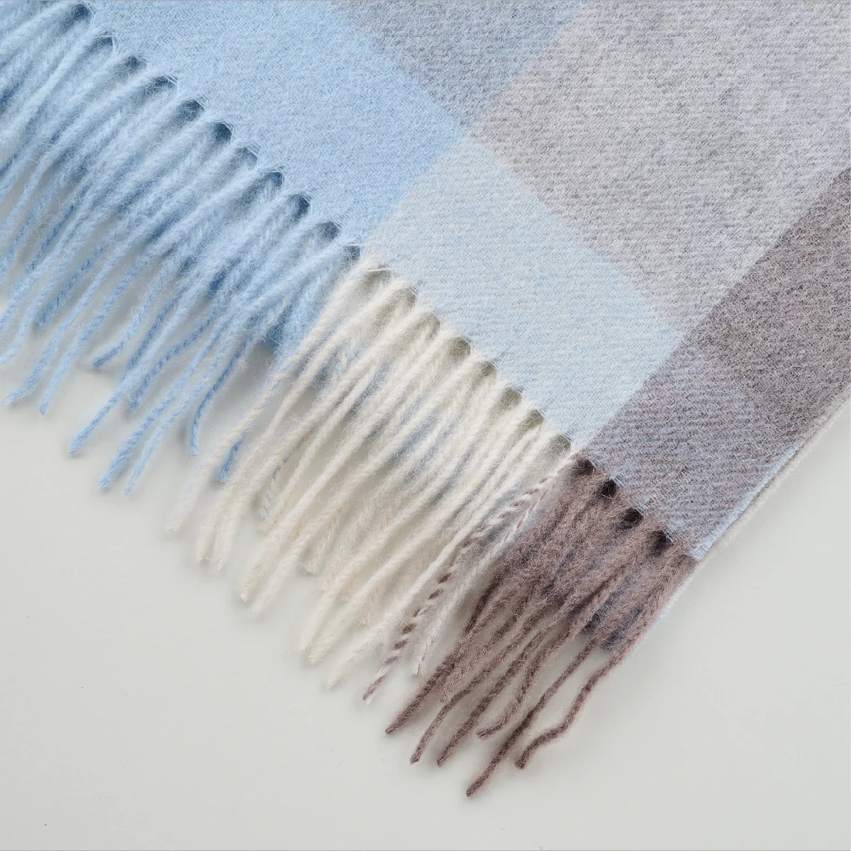 Cashmere Wool Check Scarf - Image 30
