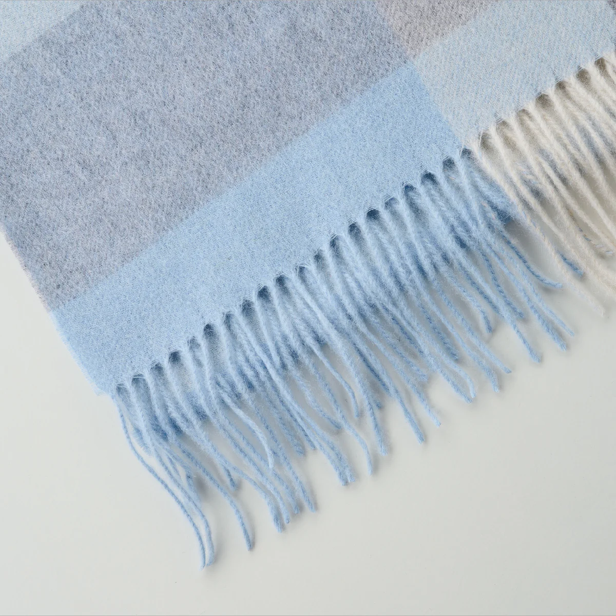 Cashmere Wool Check Scarf - Image 31