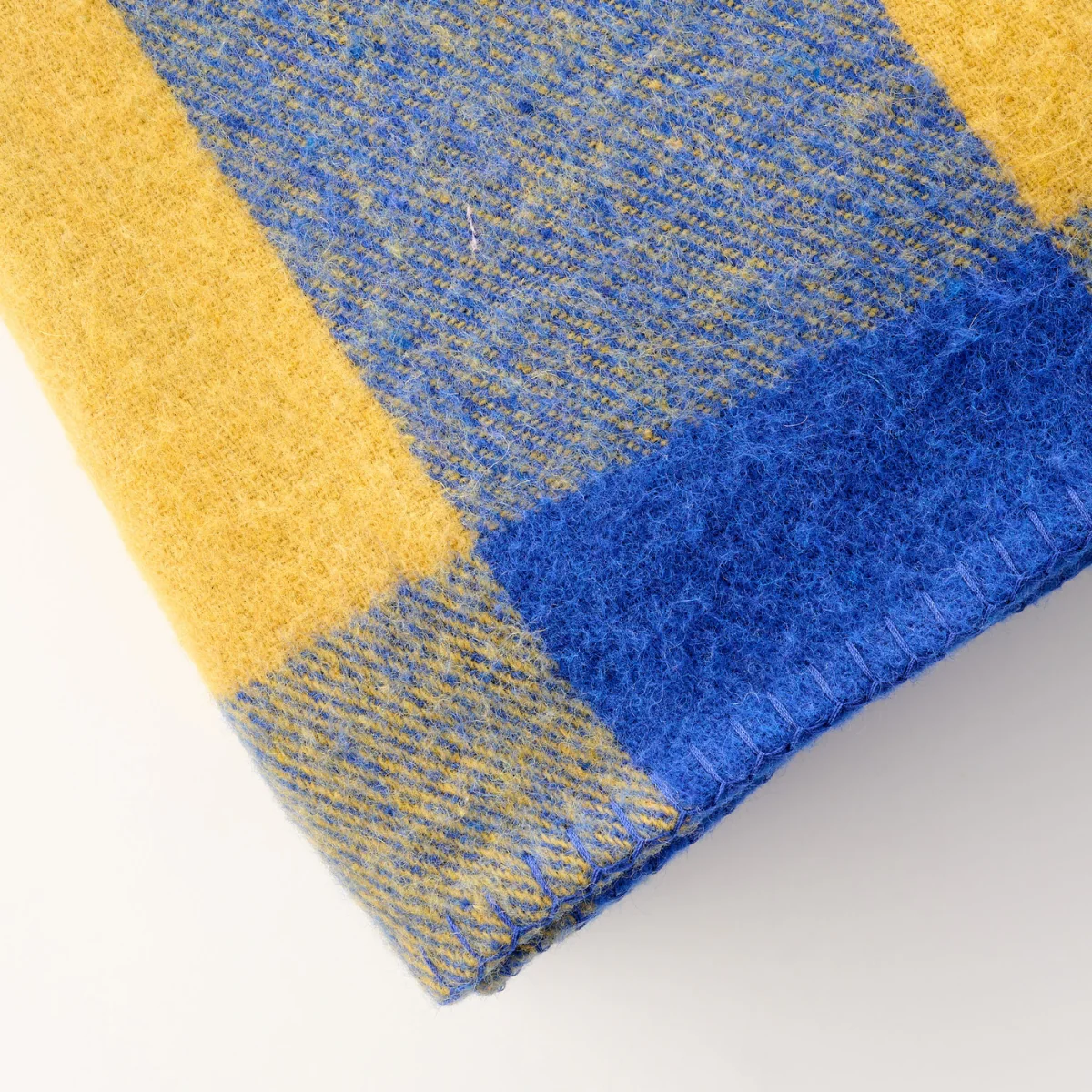 Drover Blanket Stitch Picnic Blanket Block - Image 29