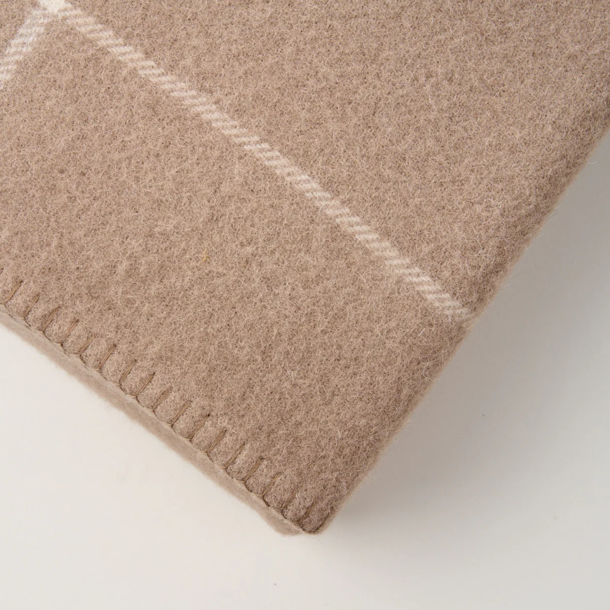 Fine Merino Wool Blanket Check - Image 8