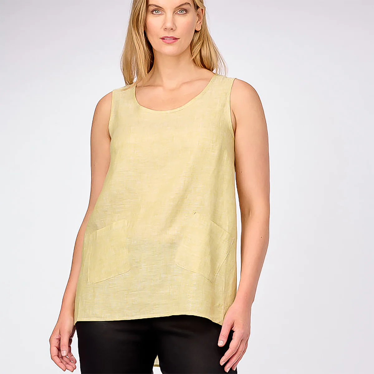 Scoop Hem Tank Top - Image 4